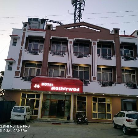 Aashirwad Hotel Katra  Exteriér fotografie