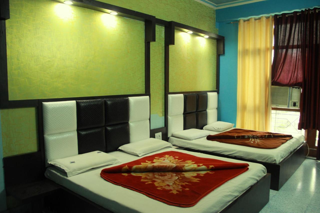 Aashirwad Hotel Katra  Exteriér fotografie